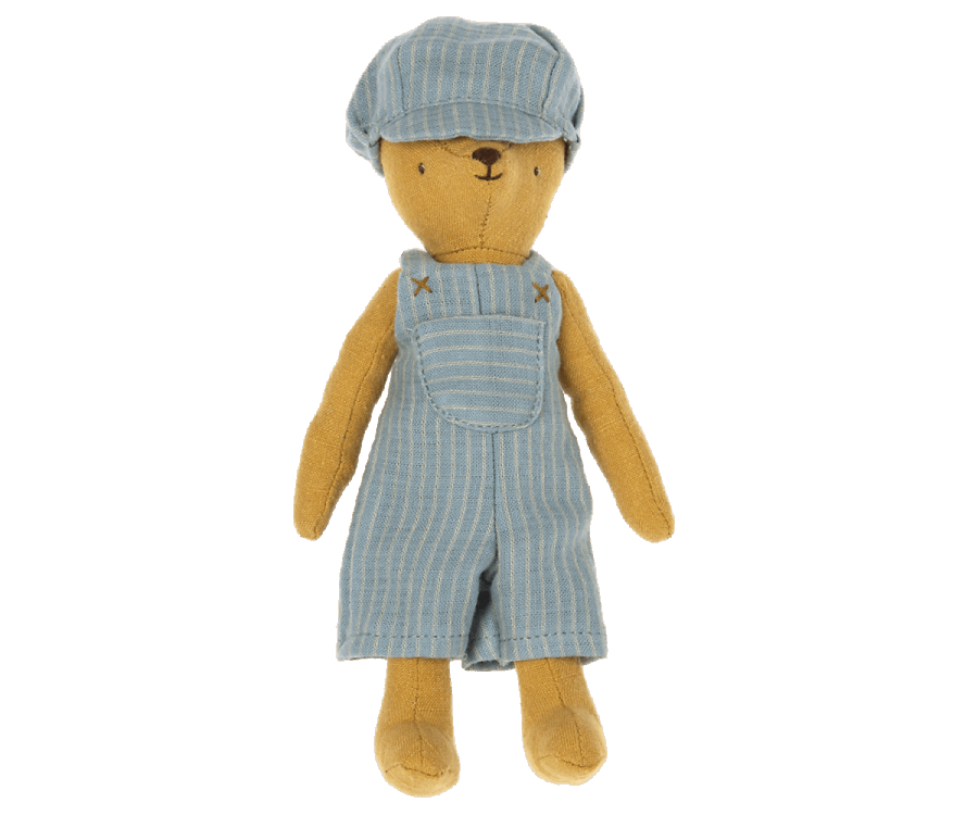 Teddy Junior w/ Overall & Cap