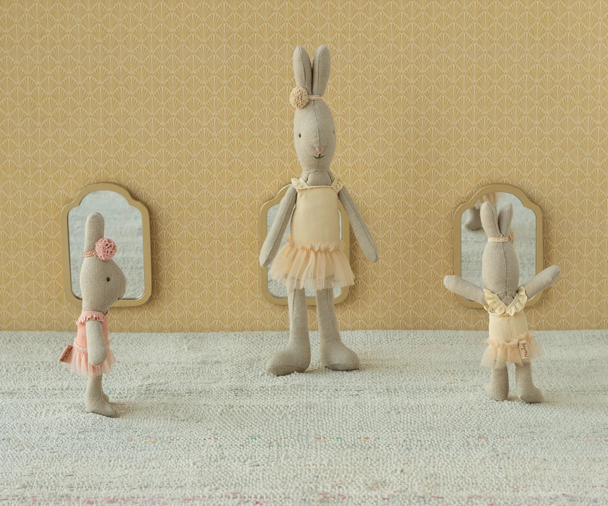 Rabbit size 1, Classic - Ballet suit and skirt - Cream