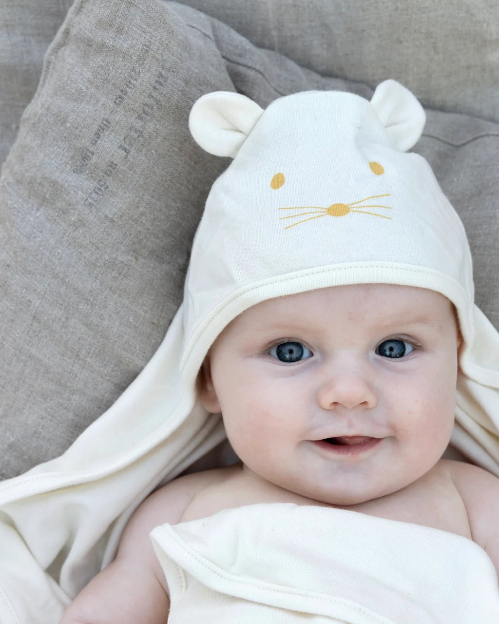 Hooded Swaddle