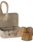 Fairy clothes in suitcase, Little sister mouse