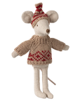 Knitted Sweater and Hat for Mum Mouse