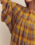 Wide shirring sleeve knee dress
