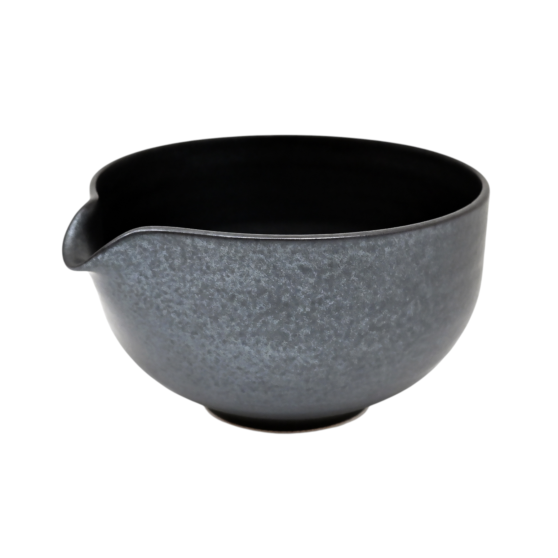 Yukiakari Katakuchi Matcha Bowl With Spout - Kuro Matte