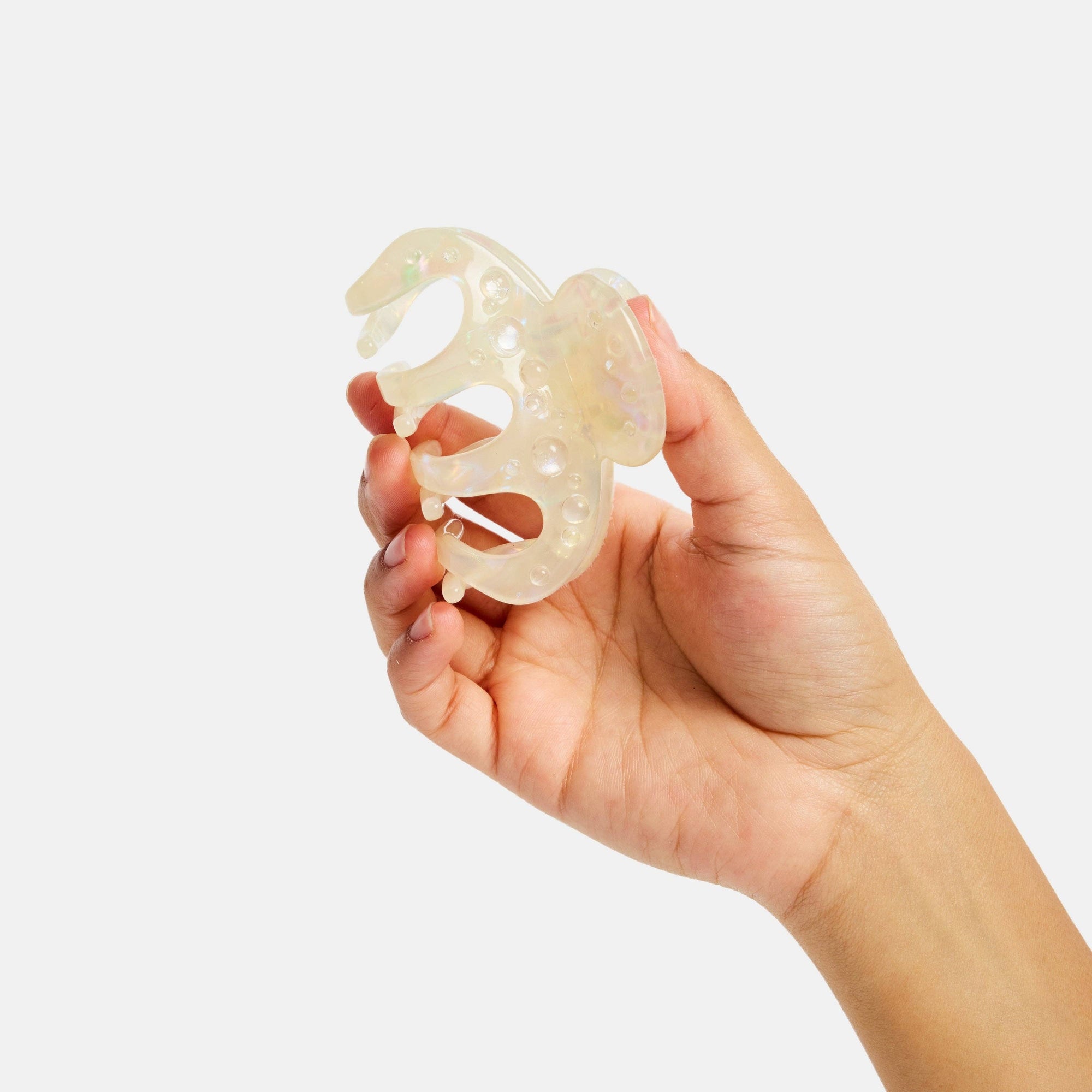 Octopus Claw in Small Pearl Shimmer
