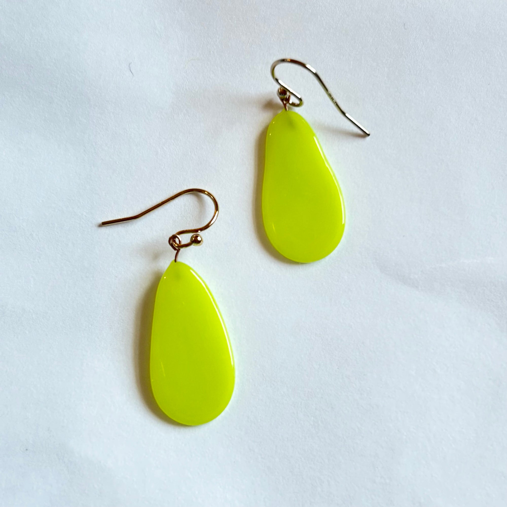 Thumbprint Earring CHARTREUSE