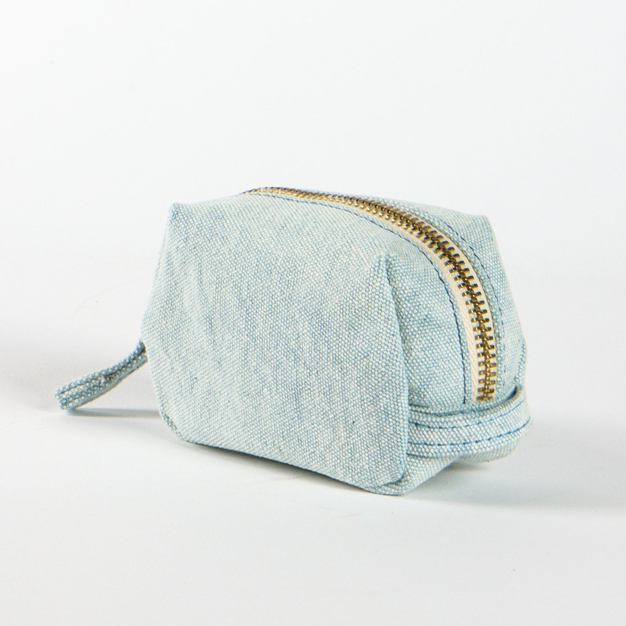 Clamshell Pouch - Acid Wash