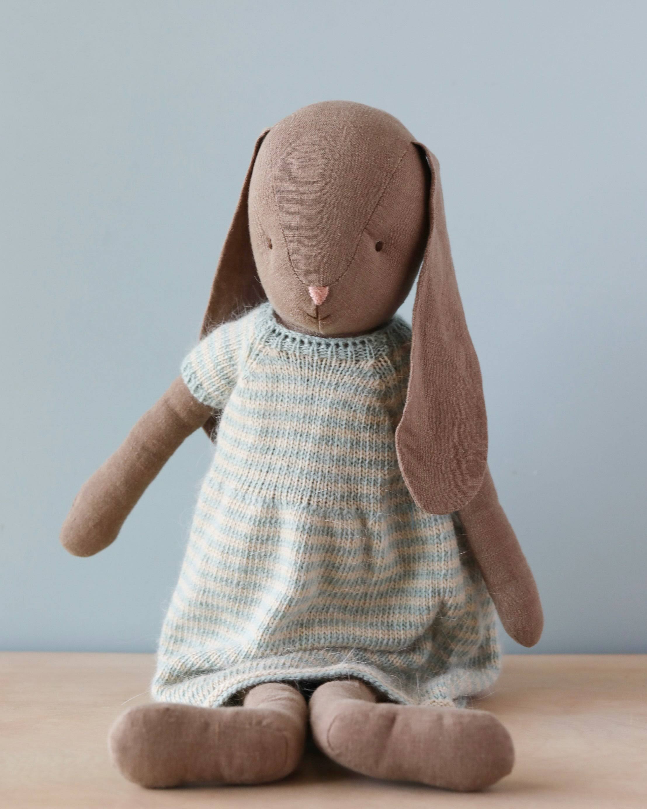 Bunny Size 4, Brown : Knitted Dress