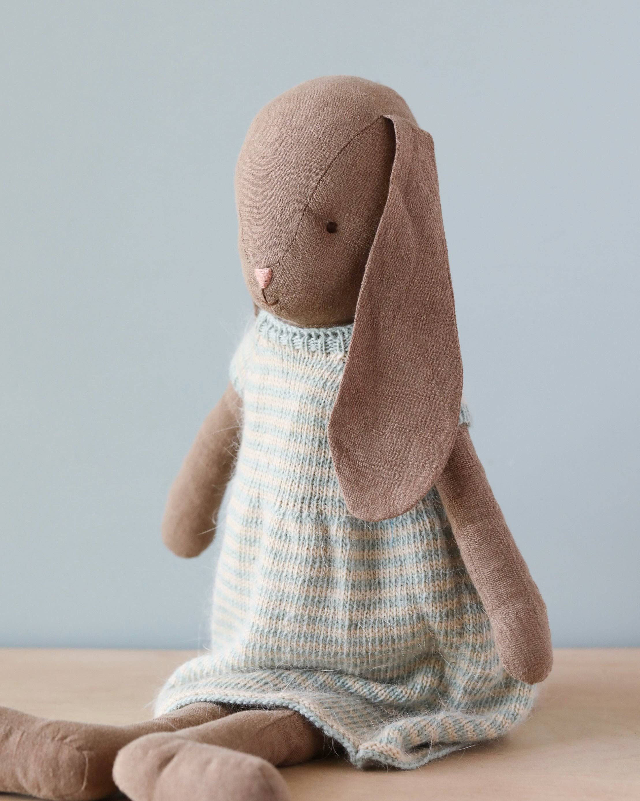 Bunny Size 4, Brown : Knitted Dress