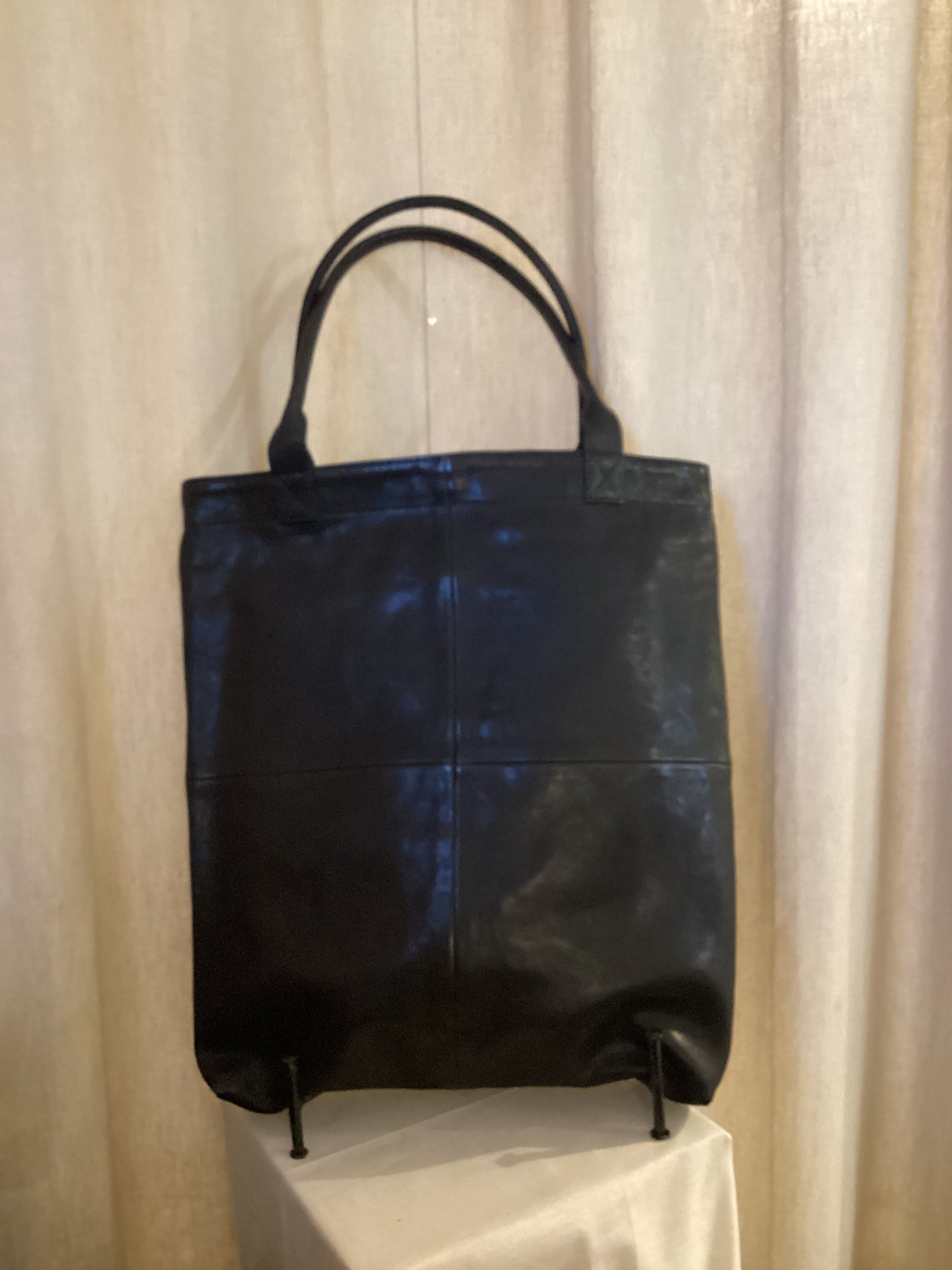 Long Tote - BLACK